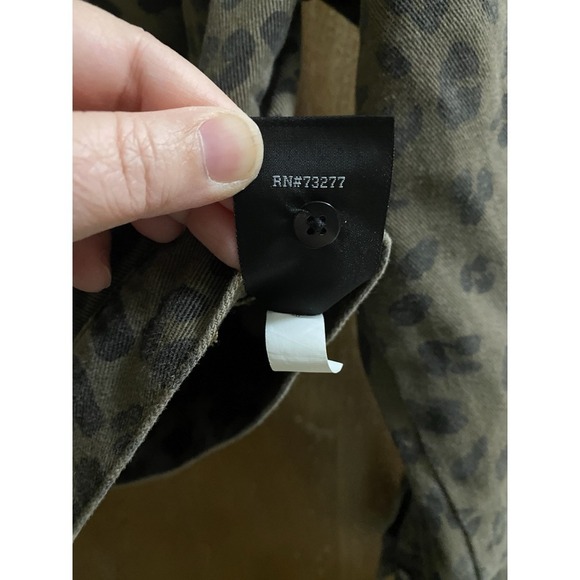 Rock and Republic Denim Jacket Size Small Leopard Print Faux Fur Collar Cheetah - Picture 14 of 14